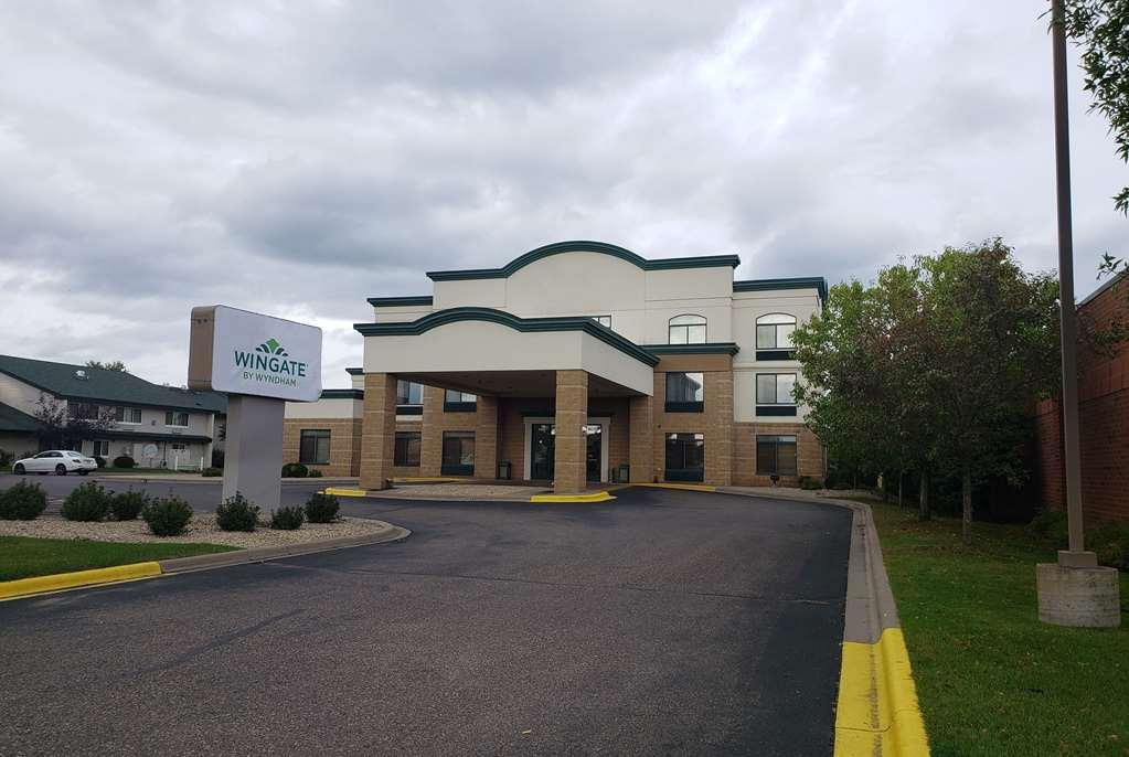 Hotel Wingate By Wyndham 3*